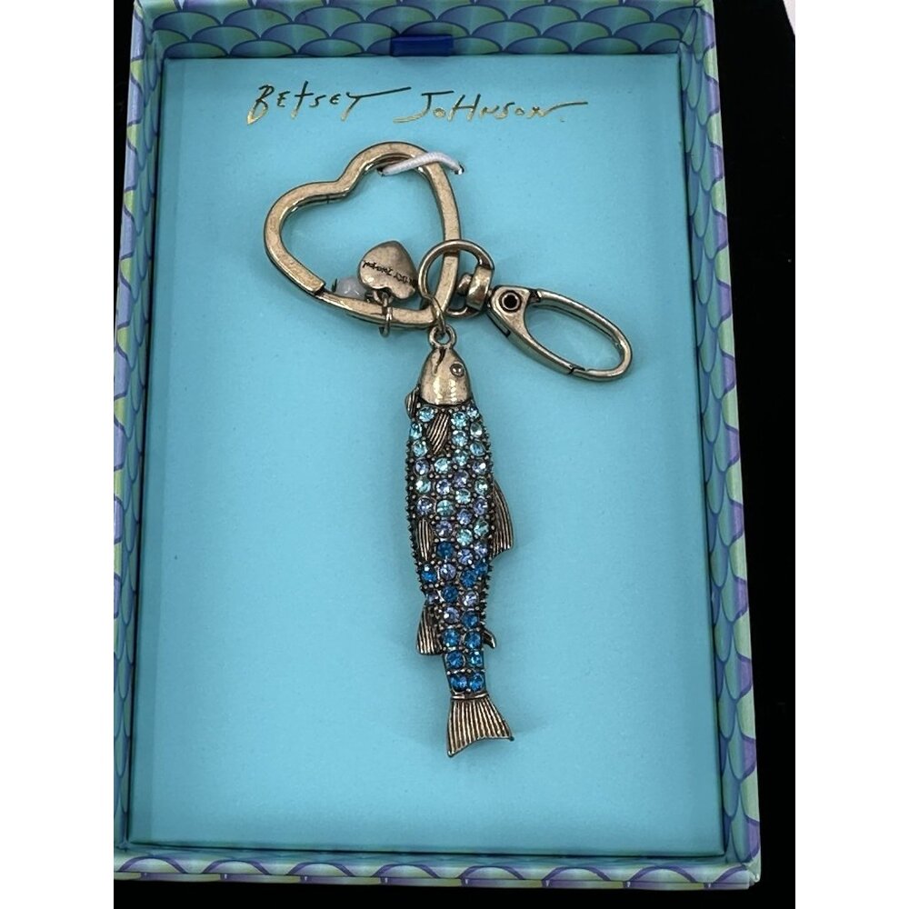NIB BETSEY JOHNSON Crystal Sardine Key FOB Bag Charm Aqua Blue Gold Tone - Picture 3 of 4